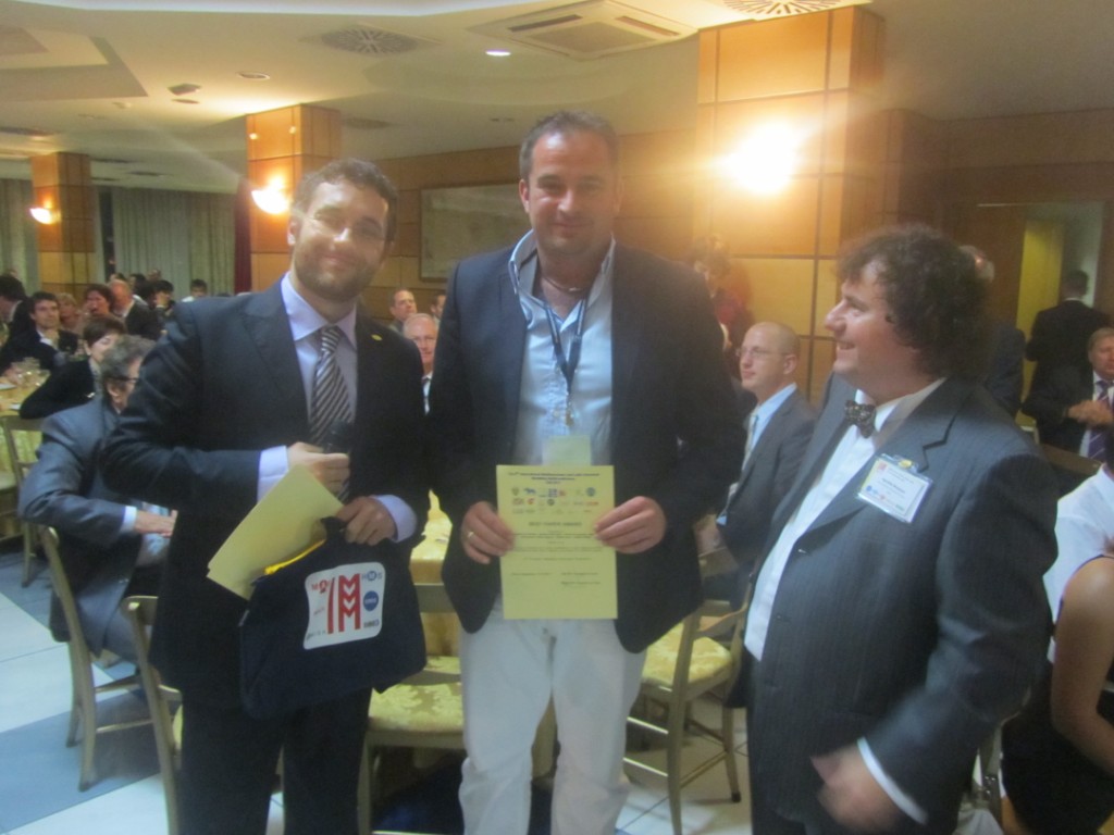 	I3M2011 Gala Dinner: Best Paper Award for EMSS	
