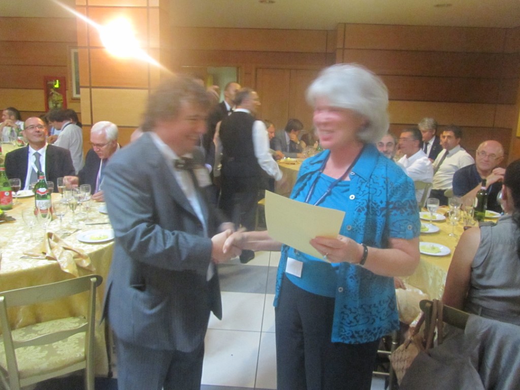 	I3M2011 Gala Dinner: Best Paper Award for DHSS	